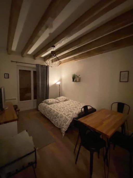 Veroliv : Superbe Appartement Renove Proche Du Centre-Ville Le Creusot Kültér fotó